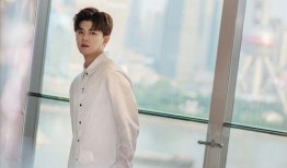 任嘉伦最新粉料爆料图片,帅气写真引粉丝尖叫！